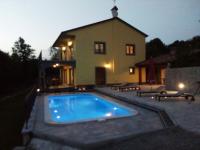 Vila Monika - Bed and Breakfast
