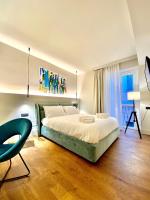 Deluxe Queen Suite