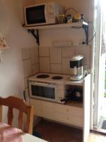 Small Studio Bunk Beds (2p), own Patio, Bathroom & Kitchenette