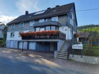 B&B Medebach - Ferienwohnung Zum Tannenwirt - Bed and Breakfast Medebach