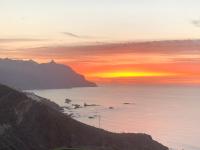 Casa Amarilla de Playa Benijo - B&B Almáciga