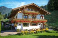 Haus Almfrieden - B&B