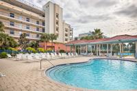 New Smyrna Beach Condo with Balcony and Pool Access - B&B
