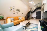 VSummer Stylish Loft Suites @ UHA