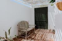Aqua Blue - B&B Paternoster