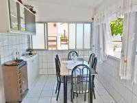 Appartamento con 3 Camere da Letto