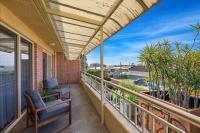 Spacious 2BR near The Entrance Beach - 7Min Walk! - B&B