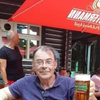 Apartmán Ella - Tábor -CZ - U stadionu míru 1735 - Bed and Breakfast Tábor