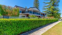 Adrift Apartments Yamba - B&B