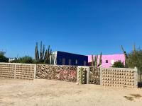 Susu’Z Village Hostel and Rooms - Bed and Breakfast