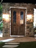 לאורה - סוויטת אבן יוקרתית עם גינה, בר פרטי וג'קוזי מפנק - B&B Giv‘at Nili