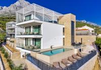 Luxury Villa Delight I in Promajna with Private Pool, Gym, Sauna & Jacuzzi - B&B