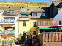 Ferienhaus Am Moselradweg - Bed and Breakfast Zell
