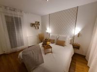 La Boheme- Free Parking-Paris-Disneyland-Easy Check-in- Netflix - B&B Rosny-sous-Bois