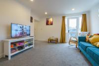 Private deck with newly refurbished flat attached! - B&B Cirencester