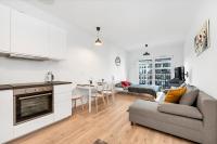 Luxury in City -2-Bright-Secure&FreeParking - Chambres d’hôtes Łódź