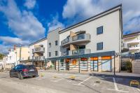 COLIBRI-Design&Beach Appartement mit 40m2 Terrasse und 2 SUPs - Ferienwohnung