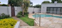 6 on Western Guest House - B&B