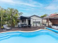 B&B Anna Bay - Ocean Palms 11 Prentice Place with a private pool - Bed and Breakfast Anna Bay