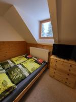 Vierbettzimmer mit eigenem Bad