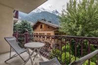 Villa Vallet- Newly renovated 2 bedroom nestled just off the main street - Chambres d'hôtes Chamonix-Mont-Blanc