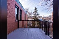 Family Friendly 3-bedroom beauty in Le Plateau by DenStays - Chambres d'hôtes Montréal