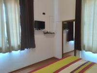 Apartment with Garden View