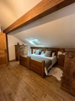 Double or Twin Room with Private Bathroom
