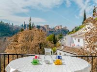 B&B Granada - Holiday Home Cueva de Lindaraja by Interhome - Bed and Breakfast Granada