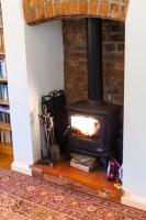 Oak House in Mid Wales with Log Burner By Seren Short Stays - B&B Machynlleth
