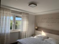 Exklusive Wohnung mit Brettachblick - B&B Rot am See