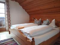 Apartamento de 2 dormitorios con balcón