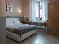Deluxe Double Room with Private Bathroom
