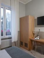 Deluxe Double Room with Private Bathroom