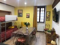 B&B Bielle - En toute simplicité - Bed and Breakfast Bielle