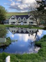 B&B Pentrefoelas - Llwyn Onn Guest House, North Wales - Bed and Breakfast Pentrefoelas