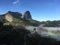 Conecta Flats - De frente para Pedra Azul - Chambres d’hôtes Pedra Azul