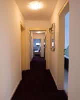 Apartamento con baño compartido