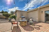 B&B Tucson - Sunny Tucson Townhome with Patio and Mountain Views! - Bed and Breakfast Tucson