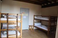 Chambre Quadruple avec Salle de Bains Commune