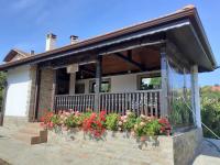 Къща за гости На Мечка - B&B Oborishte