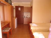 Studio (2 Single Beds) with Sea View