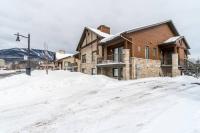 INITIAL - GRIZZLY - Mont-Sainte-Anne - Bed and Breakfast