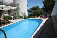 B&B Jelsa - Apartments Niko - with pool - Bed and Breakfast Jelsa