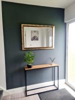 Charming 3BR Home, Sleeps 5, Contractor Stay-Friendly, Near M25, Free Parking - Ferienwohnung Slough