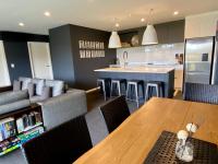 Mountain Vista Retreat - Apartment 2 - B&B