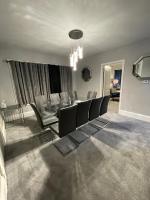 fearlessRose Vacation Rental - B&B Springfield