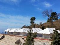 Hill Ventures Adventure Camp and Restaurant - Ferienwohnung