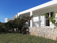 Spacious apartment Zivkovic with balcony, big garden and grill - B&B Rogoznica