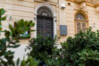Monreal Boutique Townhouse - R024RM1 - B&B Paola